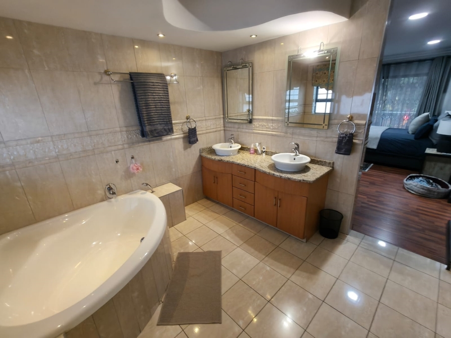 4 Bedroom Property for Sale in Cashan North West